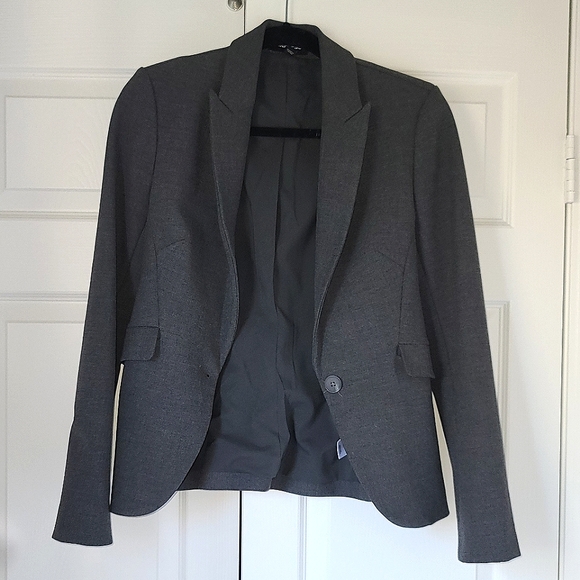 Express Jackets & Blazers - NWOT Express Blazer size 2